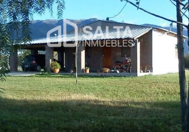 Casa en Venta - Campo Quijano